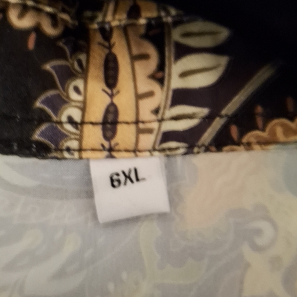 Men's Paisley Button-Up Shirt - Picture 5 of 5